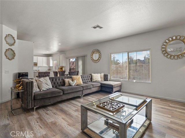 6 Bed Home for Sale in Victorville, California