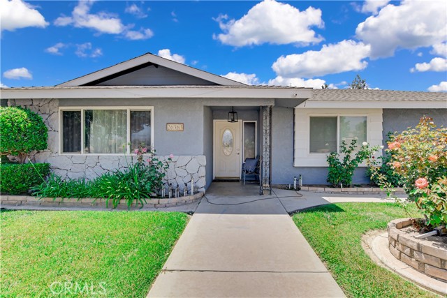 26363 Hemet Street, Hemet CA: https://media.crmls.org/medias/5c062bc4-3421-46ee-b594-a59f6cf7b598.jpg