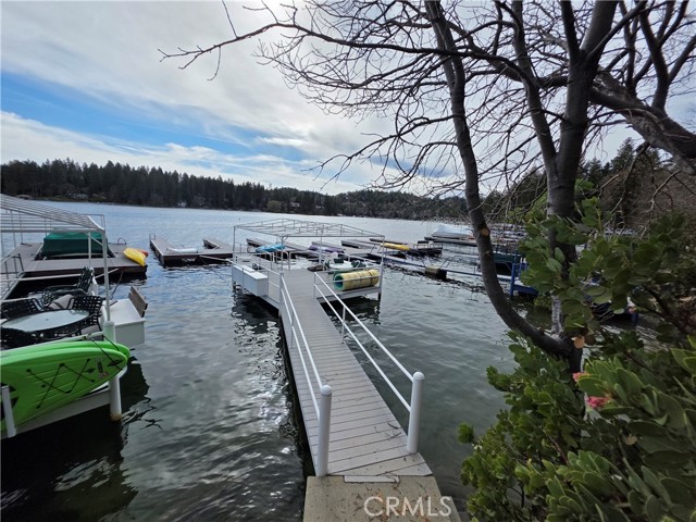 Detail Gallery Image 4 of 27 For 412 N 412 #a, Lake Arrowhead,  CA 92354 - 0 Beds | 0 Baths