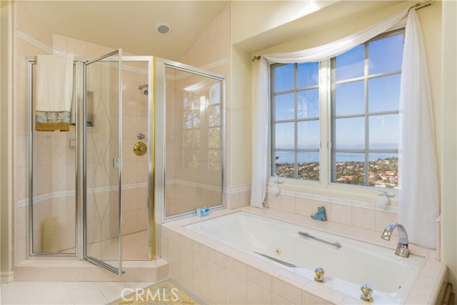 2727 Via Miguel, Palos Verdes Estates, California 90274, 4 Bedrooms Bedrooms, ,3 BathroomsBathrooms,Residential,Sold,Via Miguel,PV17019247