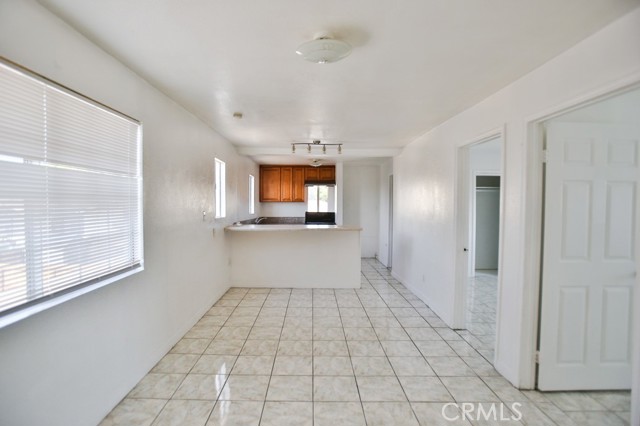 8181 20th Street, Westminster CA: https://media.crmls.org/medias/5c06a055-829e-4992-a02e-83e9c85f57a8.jpg