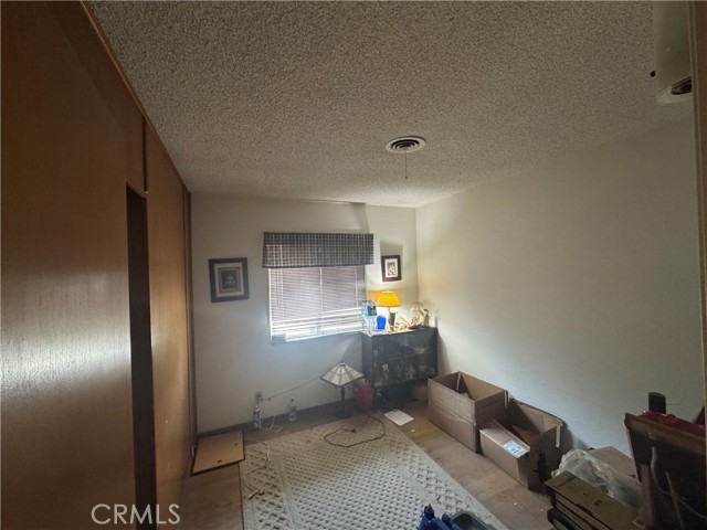8841 Universe Avenue, Westminster CA: https://media.crmls.org/medias/5c06b12a-8c50-411d-98dc-c98d88b041c5.jpg