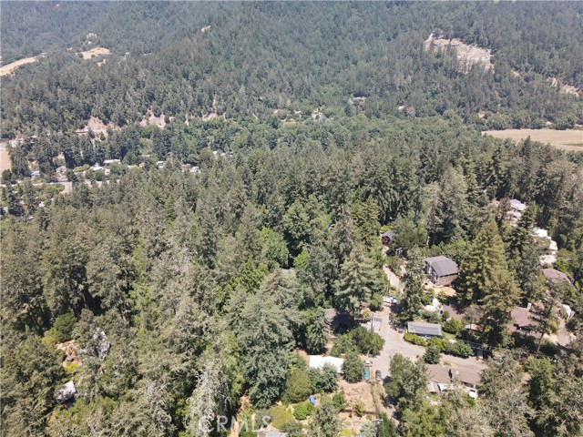 Detail Gallery Image 5 of 8 For 10554 Woodside Dr, Forestville,  CA 95436 - – Beds | – Baths