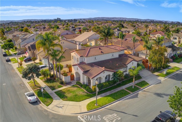 Detail Gallery Image 3 of 32 For 2501 Ellen Lane, Santa Maria,  CA 93455 - 3 Beds | 2 Baths