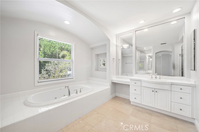 21 CATANIA, Newport Coast CA: https://media.crmls.org/medias/5c077dac-cc30-43bf-98f8-a3e8fb9870f7.jpg