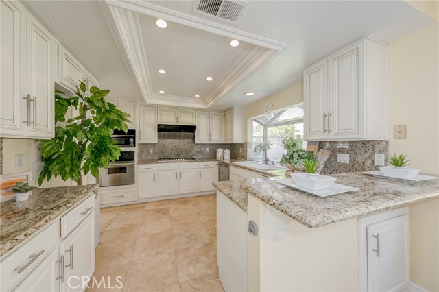 20850 E Walnut Canyon Road, Walnut CA: https://media.crmls.org/medias/5c079ec4-b3df-4e53-8e6f-245bd8bb6f94.jpg