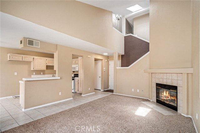 Detail Gallery Image 6 of 30 For 39227 10th St #H,  Palmdale,  CA 93551 - 3 Beds | 2/1 Baths
