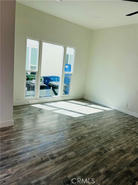 Detail Gallery Image 18 of 18 For 6428 S Van Ness Ave, Los Angeles,  CA 90047 - – Beds | – Baths