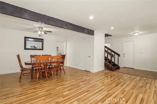 Detail Gallery Image 6 of 38 For 33 Northwoods Ln, La Crescenta,  CA 91214 - 3 Beds | 2/1 Baths