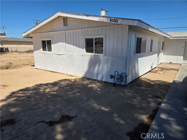 Detail Gallery Image 4 of 26 For 16366 Walnut St, Hesperia,  CA 92345 - 2 Beds | 1 Baths