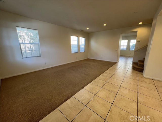Detail Gallery Image 6 of 21 For 1770 Karley Way, Riverside,  CA 92501 - 3 Beds | 2/1 Baths