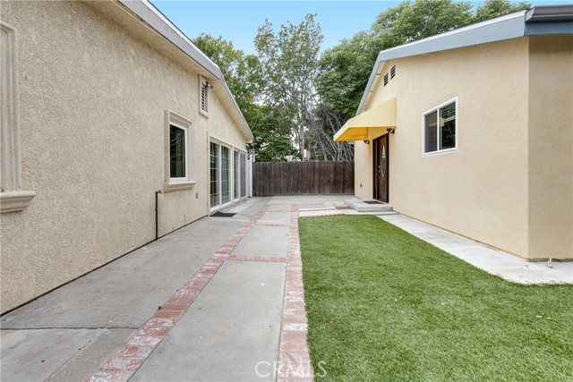 Detail Gallery Image 28 of 45 For 16043 Bassett St, Van Nuys,  CA 91406 - – Beds | – Baths
