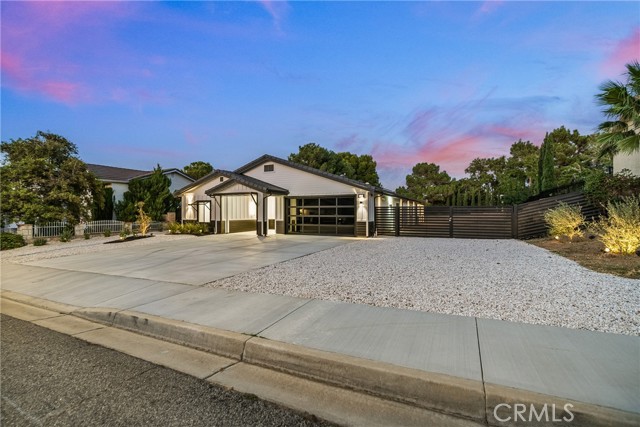 Detail Gallery Image 1 of 44 For 41456 Myrtle St, Palmdale,  CA 93551 - 4 Beds | 3/1 Baths