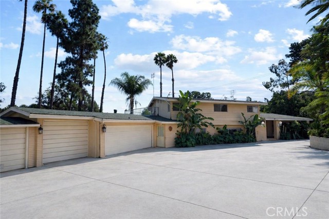 Front Image Thumbnail for CRSR26076147