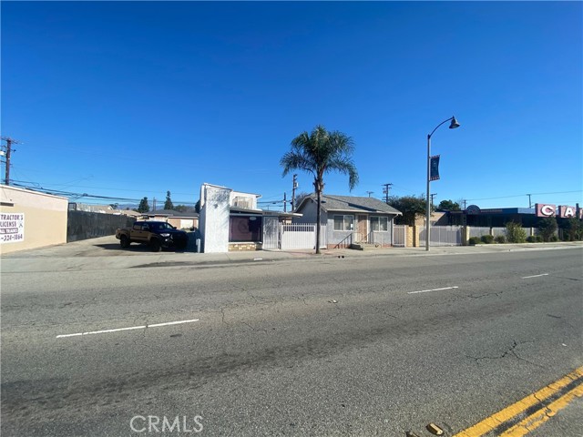 2322 W Whittier Boulevard, Montebello, California 90640, ,Commercial Sale,For Sale,2322 W Whittier Boulevard,CRDW23192766