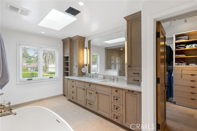 1700 Paseo Del Mar, Palos Verdes Estates, California 90274, 5 Bedrooms Bedrooms, ,7 BathroomsBathrooms,Residential,Sold,Paseo Del Mar,SB23104192