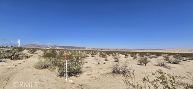 70100 2 Mile Road, 29 Palms CA: https://media.crmls.org/medias/5c0da482-f4f5-4351-90d7-f7ef5137fd19.jpg
