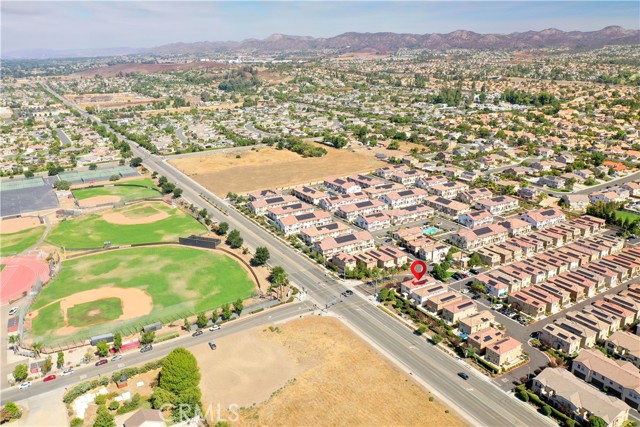 Detail Gallery Image 10 of 58 For 24181 Tortosa St, Murrieta,  CA 92562 - 4 Beds | 2/1 Baths