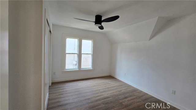 Detail Gallery Image 7 of 9 For 975 N Park #B,  Long Beach,  CA 90813 - 3 Beds | 1 Baths