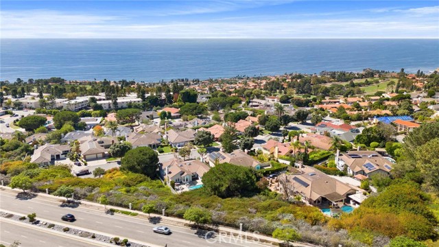 30135 Avenida Celestial, Rancho Palos Verdes, California 90275, 6 Bedrooms Bedrooms, ,3 BathroomsBathrooms,Residential,For Sale,Avenida Celestial,LG25230409