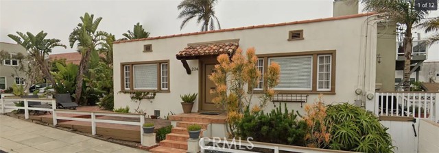 224 19th Street, Hermosa Beach CA: https://media.crmls.org/medias/5c10382f-079a-4350-9fd8-f31e53a42e85.jpg