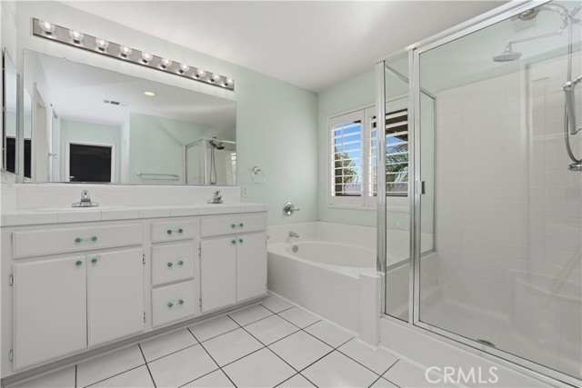 Detail Gallery Image 34 of 67 For 16123 Setting Sun Cir, Riverside,  CA 92503 - 3 Beds | 2/1 Baths