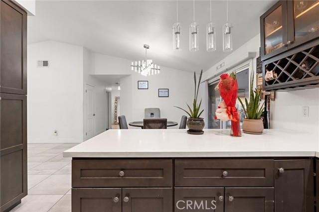 25405 Brodiaea Avenue, Moreno Valley CA: https://media.crmls.org/medias/5c11bf6f-81d0-4456-a661-405d695bdf01.jpg