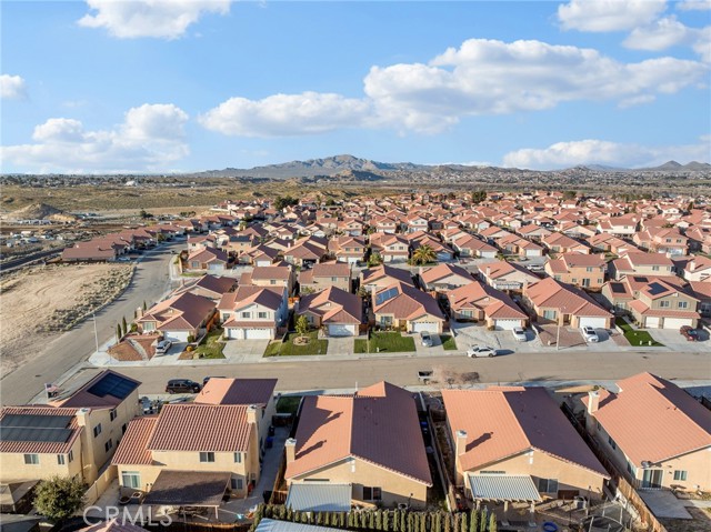 Detail Gallery Image 31 of 32 For 17557 Caprice, Victorville,  CA 92395 - 3 Beds | 2 Baths