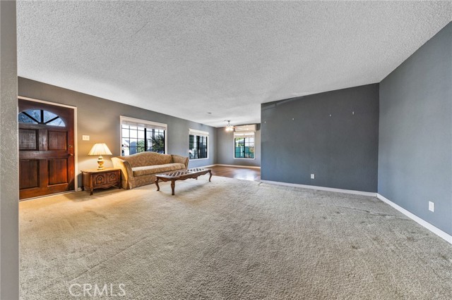 Detail Gallery Image 15 of 65 For 144 Grace Ave, La Habra,  CA 90631 - 6 Beds | 4 Baths