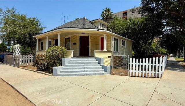Detail Gallery Image 3 of 32 For 3499 Lemon St, Riverside,  CA 92501 - – Beds | – Baths