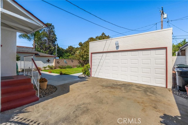 Detail Gallery Image 33 of 46 For 6110 Alamo Ave, Maywood,  CA 90270 - 3 Beds | 2 Baths