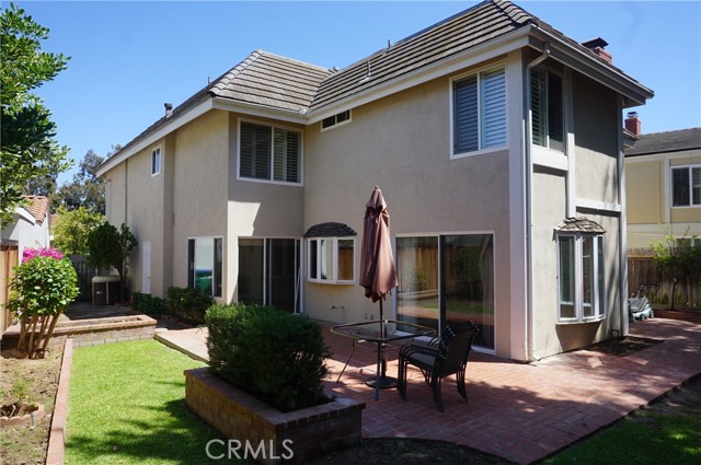 Detail Gallery Image 2 of 11 For 12 Holly St, Irvine,  CA 92612 - 4 Beds | 2/1 Baths