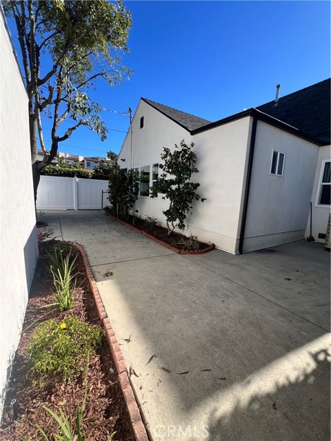 Detail Gallery Image 19 of 21 For 635 Palm, Glendale,  CA 91202 - 3 Beds | 2 Baths