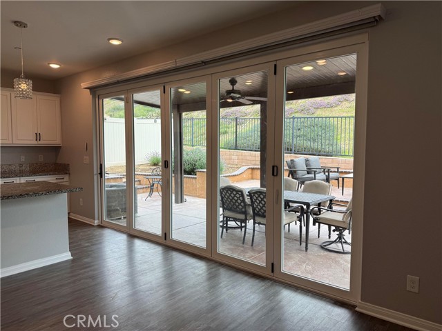 Detail Gallery Image 13 of 34 For 24848 Rockston, Corona,  CA 92883 - 4 Beds | 3 Baths