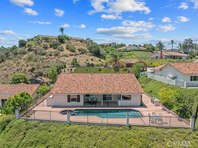 MLS #SR25260484 image #5