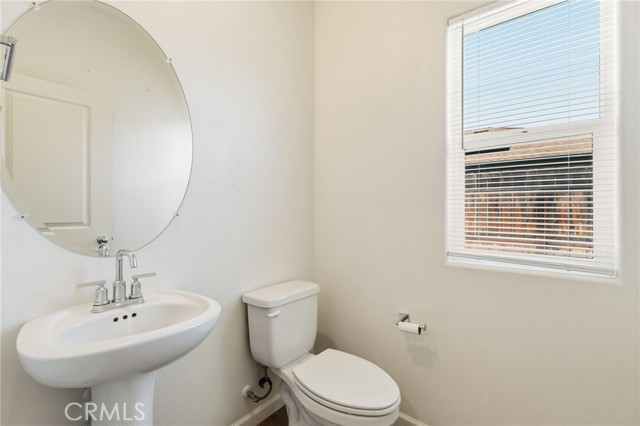 Detail Gallery Image 10 of 51 For 3503 Running Brook, Madera,  CA 93637 - 5 Beds | 2/1 Baths