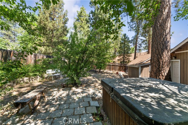 Detail Gallery Image 30 of 34 For 40177 Lakeview Dr, Big Bear Lake,  CA 92315 - 3 Beds | 2 Baths