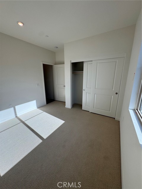 Detail Gallery Image 6 of 9 For 3268 South Coral Paseo, Ontario,  CA 91761 - 2 Beds | 2 Baths