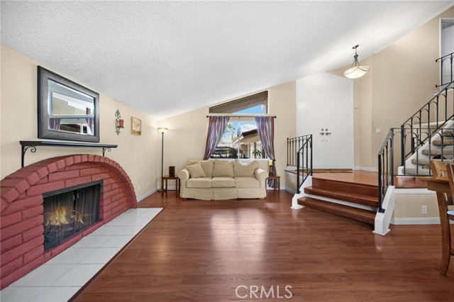 Detail Gallery Image 10 of 36 For 9906 Cedar Ct, Cypress,  CA 90630 - 3 Beds | 2/1 Baths