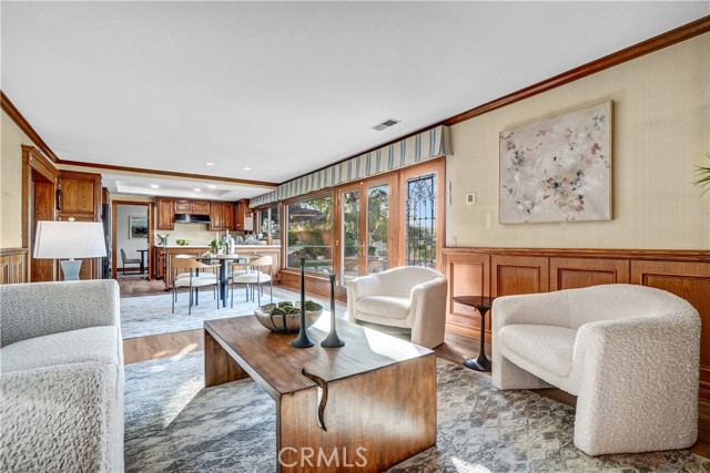 5215 E Rolling Hills Drive, Anaheim Hills CA: https://media.crmls.org/medias/5c19b14a-8019-4714-8fc1-748329c324d6.jpg