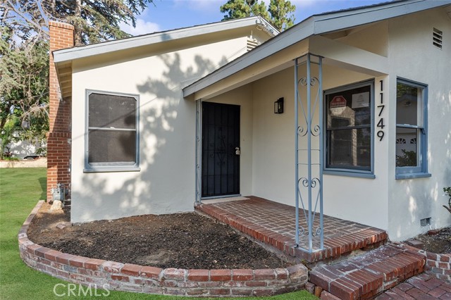 11749 Clarkman Street, Santa Fe Springs CA: https://media.crmls.org/medias/5c1c3e64-d383-4d00-bae0-6d5a6e308f94.jpg