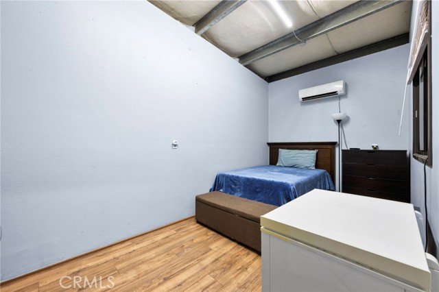 Image 33 of 54 For 1033 3rd Street