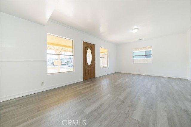 419 W Martinshire, Carson CA: https://media.crmls.org/medias/5c1d40e0-9087-4873-9895-de940268386d.jpg