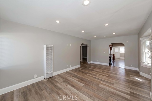 Detail Gallery Image 7 of 21 For 358 E 11th, Upland,  CA 91786 - 2 Beds | 2 Baths