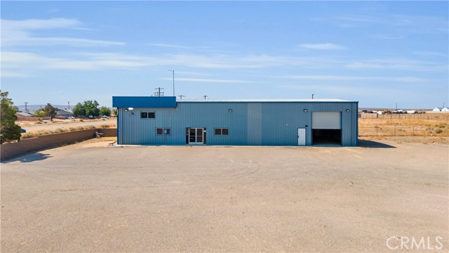 Image 1 of 27 For 19901 Neuralia Road