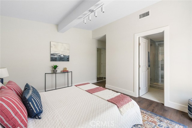 112 W Norwood Place, San Gabriel CA: https://media.crmls.org/medias/5c1e0353-f568-4868-9c1d-c39c8ab42fe8.jpg