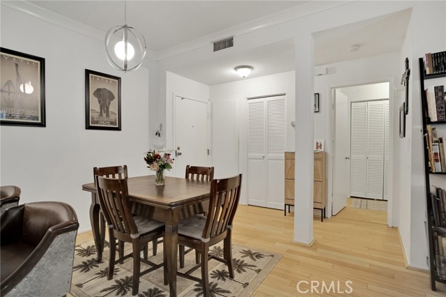 8675 Falmouth Avenue, Playa del Rey CA: https://media.crmls.org/medias/5c1e417d-4d96-4c96-bab0-3f34724e197c.jpg