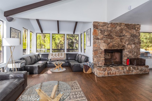 Detail Gallery Image 9 of 49 For 42893 Scenic Dr, Oakhurst,  CA 93644 - 3 Beds | 2 Baths