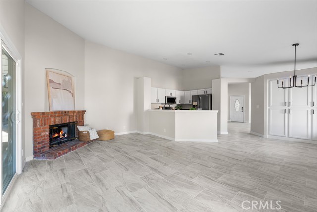 Detail Gallery Image 16 of 36 For 4652 Starstone Ct, Palmdale,  CA 93551 - 3 Beds | 2 Baths