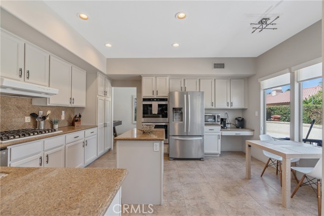 48674 Acropolis Street, Indio CA: https://media.crmls.org/medias/5c1fc482-1ef6-487a-807e-4e7fb564bca5.jpg